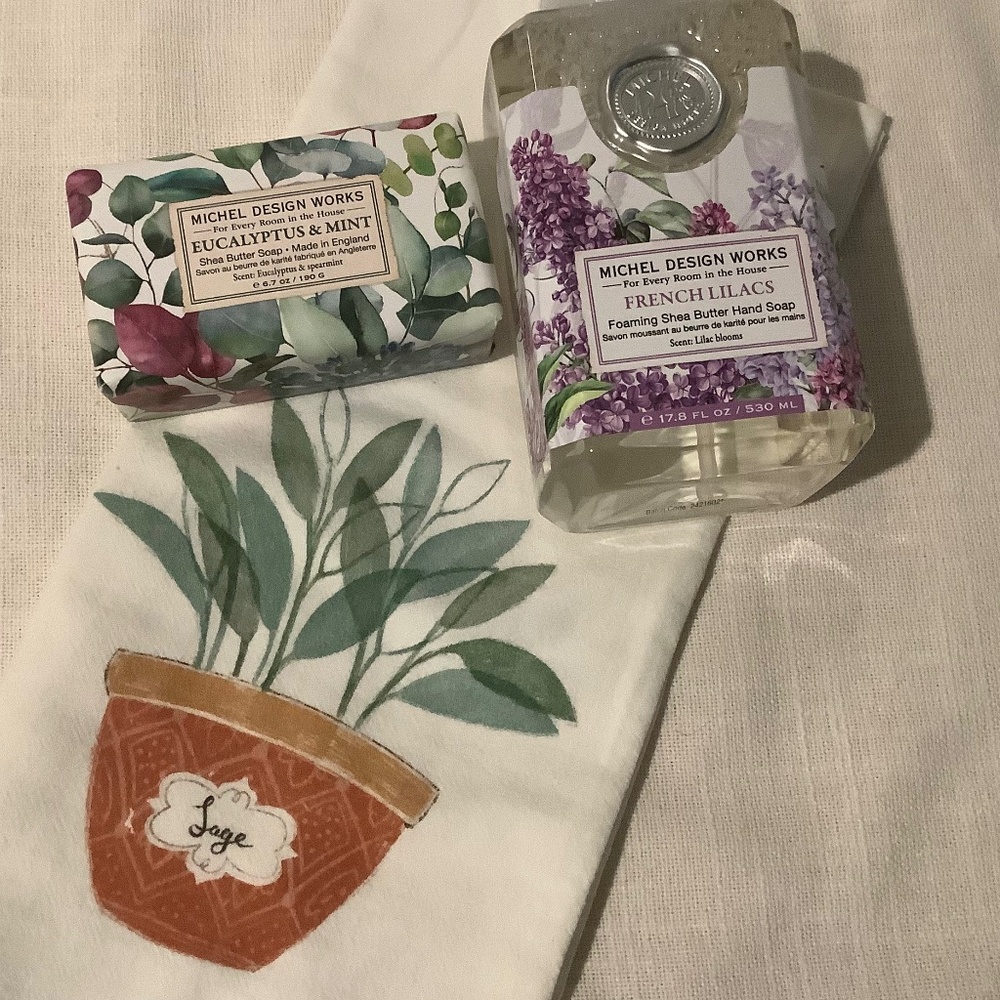 Michel Design Works Bar Soap & Foaming Hand Soap w/ FREE Tea towel -NWT